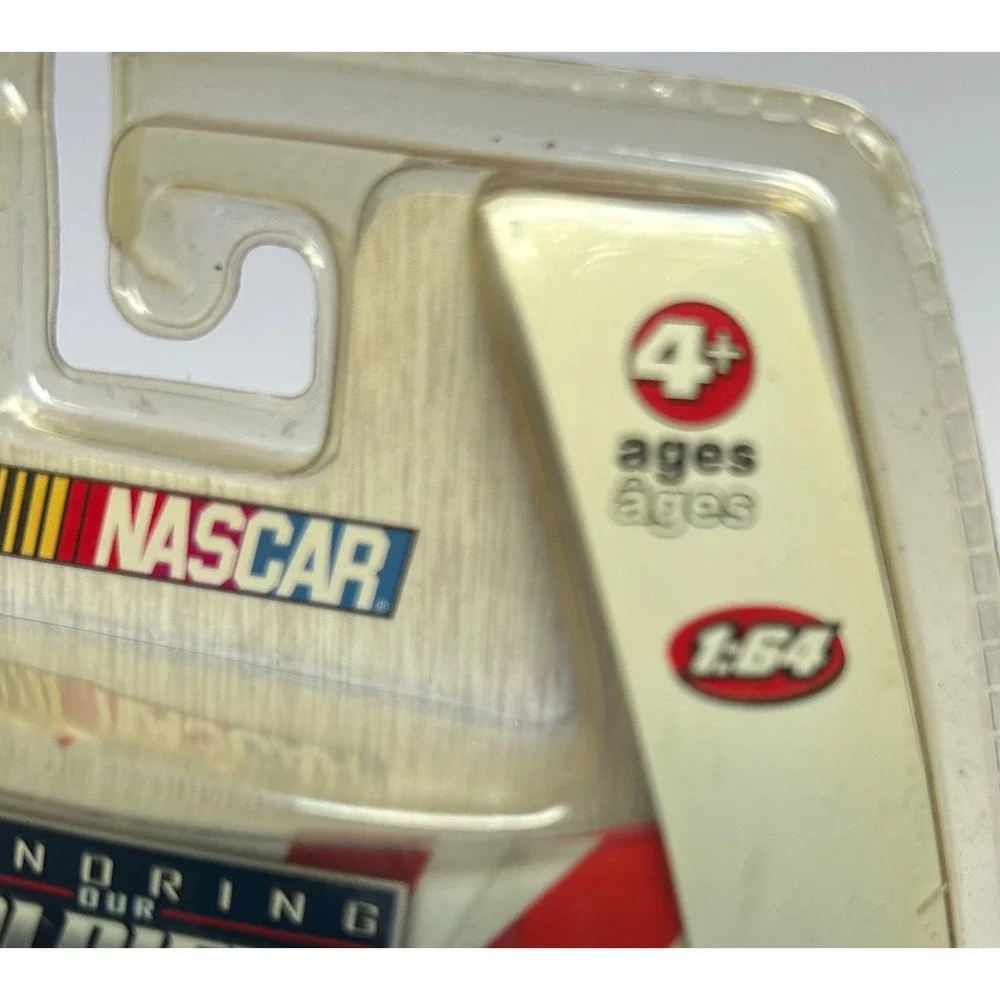 Winners‎ Circle NASCAR 1:64 Diecast #48 Jimmie Johnson Honoring Our Soldiers